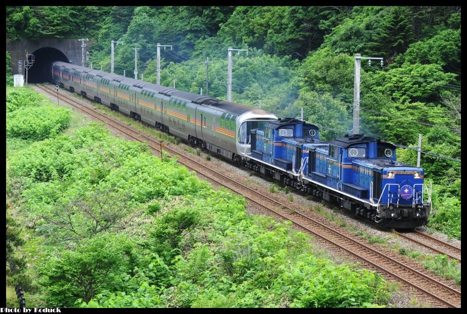 JR北海道夜行列車_2(2)_20140616.jpg