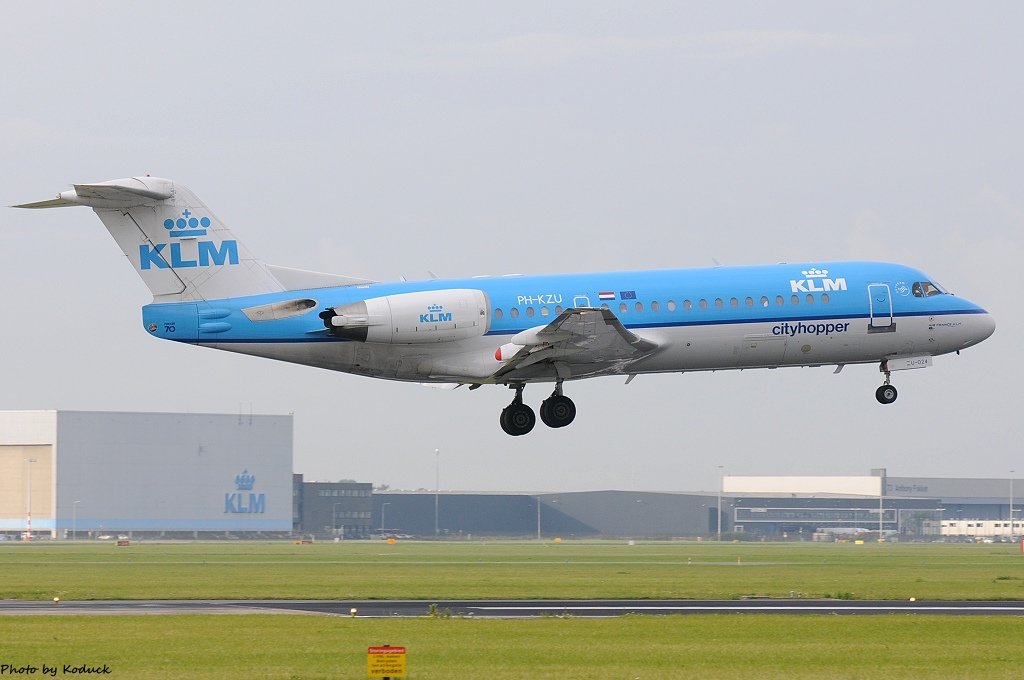 AMS RWY27_19_20140819.jpg