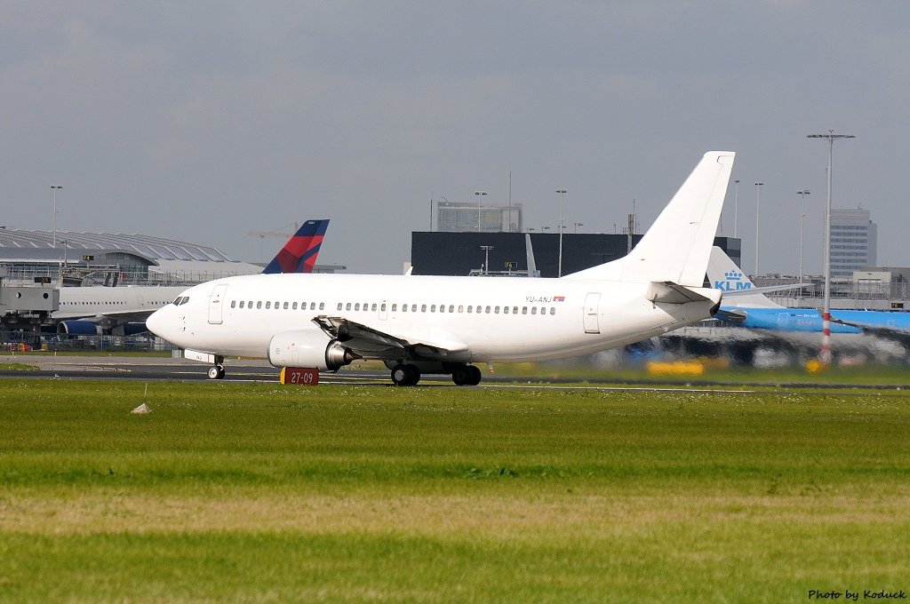 AMS RWY27_42_20140819.jpg