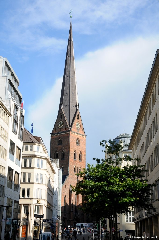 Hamburg Train_11_20140824.jpg