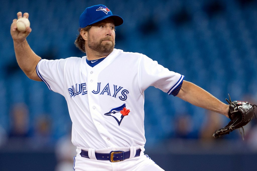 2015-8-R.A. Dickey.jpg