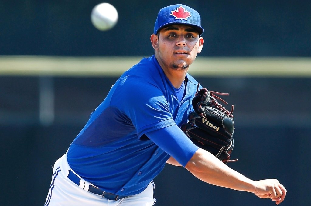 2015-9-Roberto Osuna.jpg