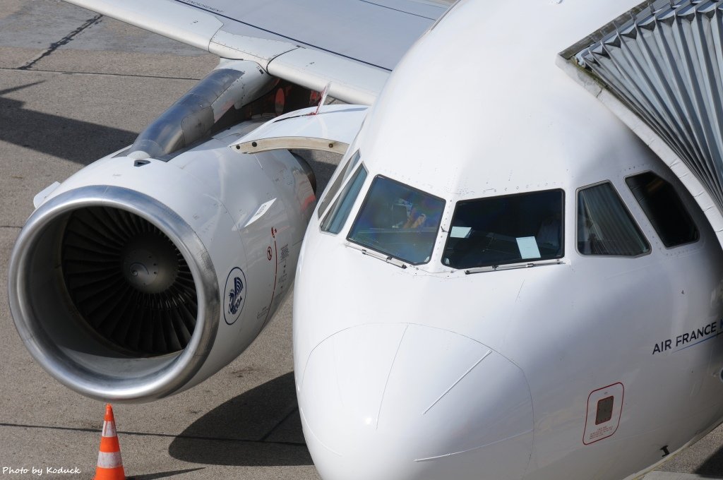 Hamburg Airport_10_20140824.jpg