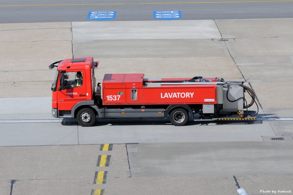 Hamburg Airport_12_20140824.jpg