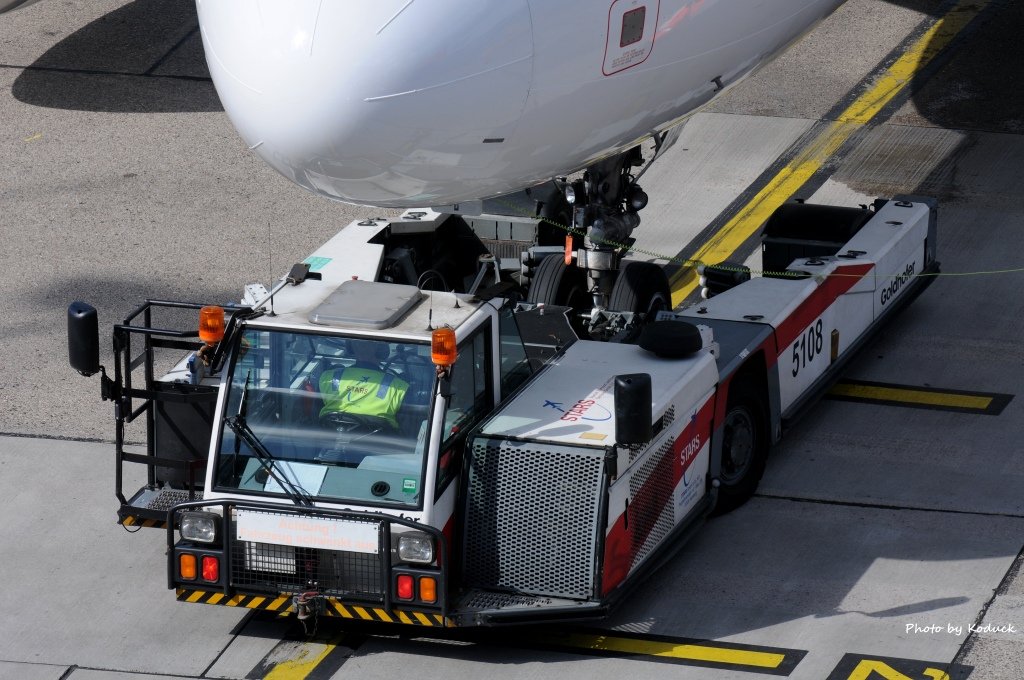 Hamburg Airport_15_20140824.jpg