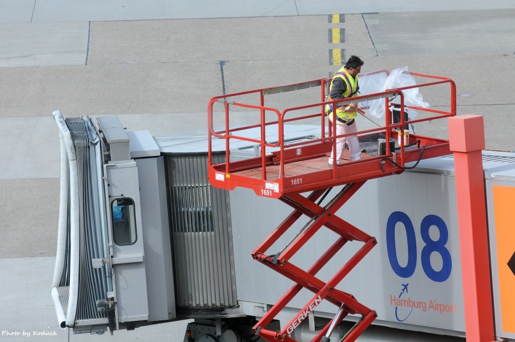 Hamburg Airport_29_20140825.jpg