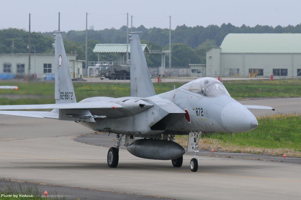 JASDF (62-8872)@Hyakuri_5_20150512.jpg