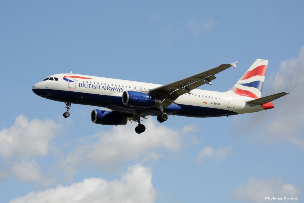 British Airways A320-232(G-EUUD)@LHR_1_20140820.jpg