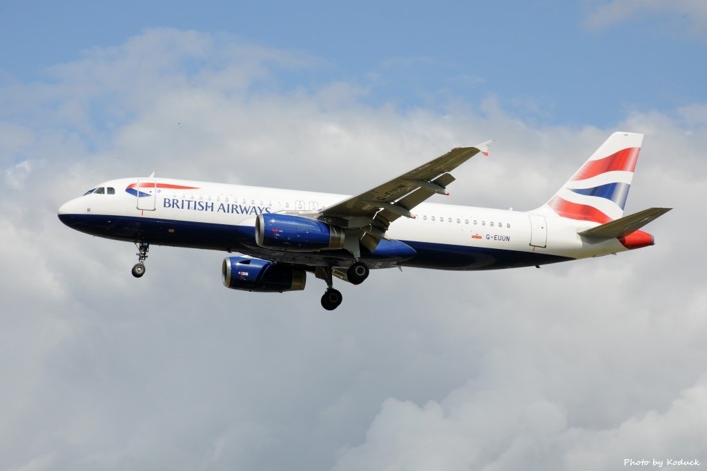 British Airways A320-232(G-EUUN)@LHR_1_20140820.jpg