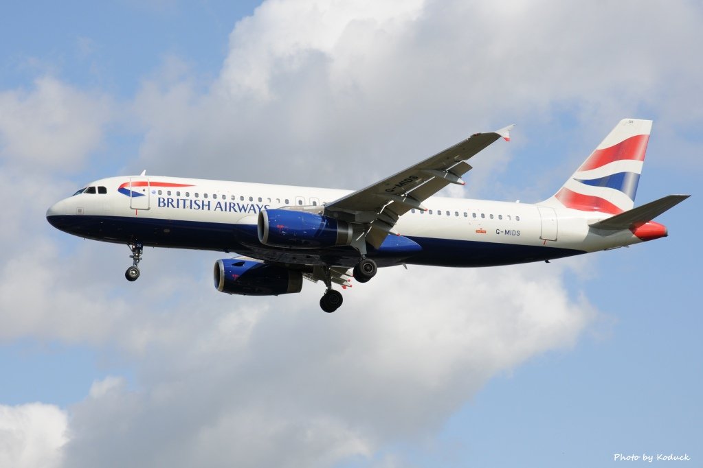 British Airways A320-232(G-MIDS)@LHR_1_20140820.jpg