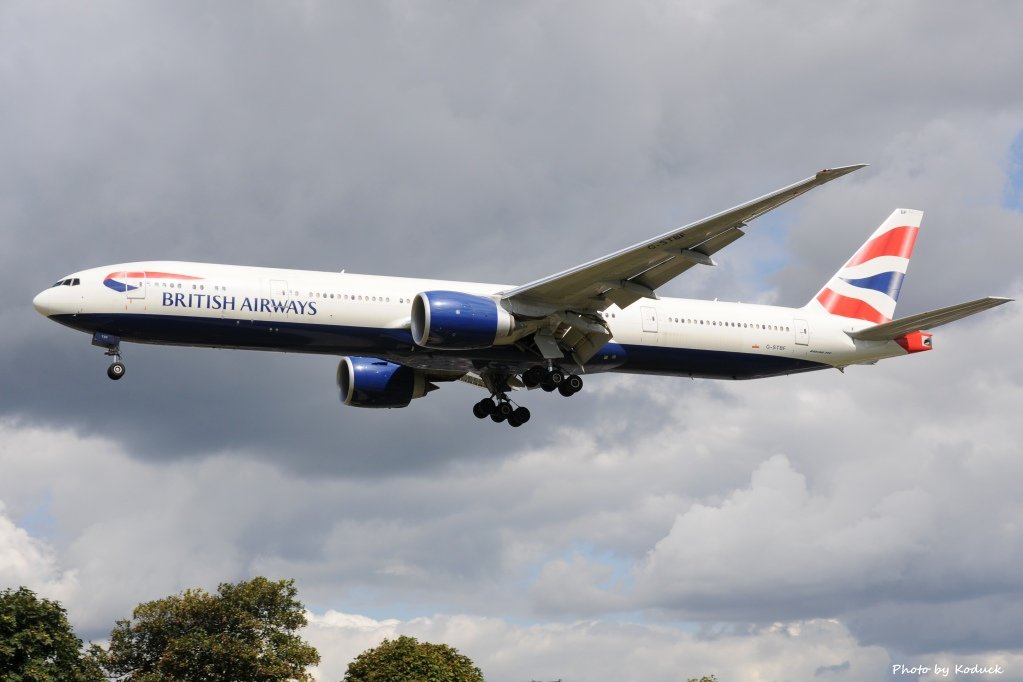 British Airways B777-336(ER)(G-STBF)@LHR_2_20140820.jpg