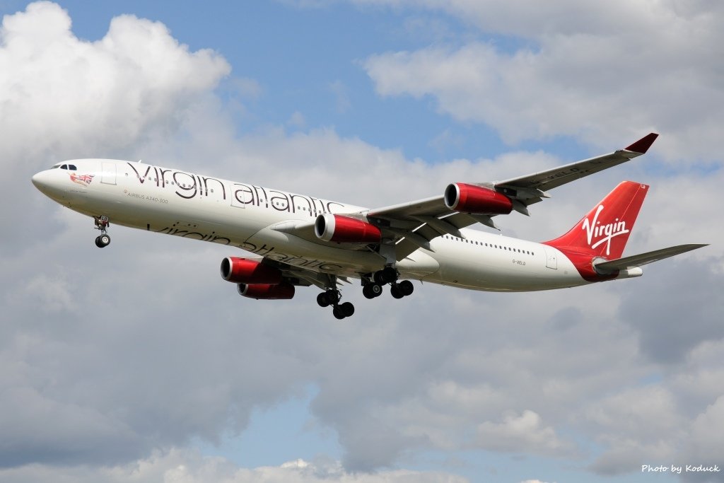 Virgin Atlantic Airways A340-313(G-VELD)@LHR_1(1)_20140820.jpg