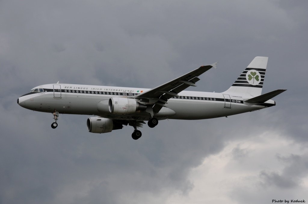 Aer Lingus A320-214(EI-DVM)@LHR_1(1)_20140820.jpg