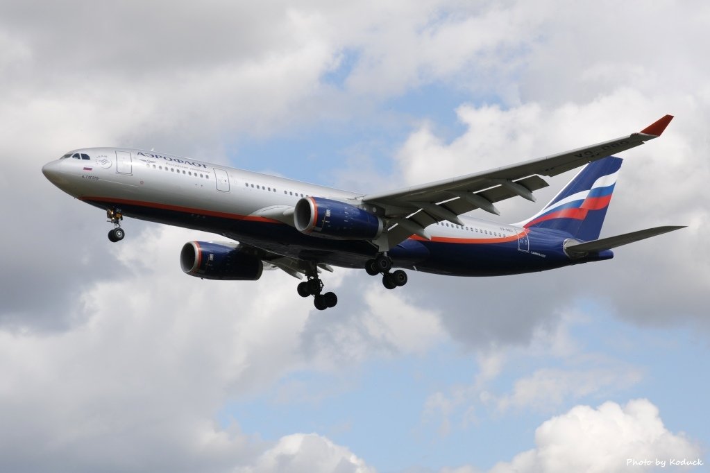 Aeroflot - Russian Airlines A330-243(VQ-BBG)@LHR_1(1)_20140820.jpg