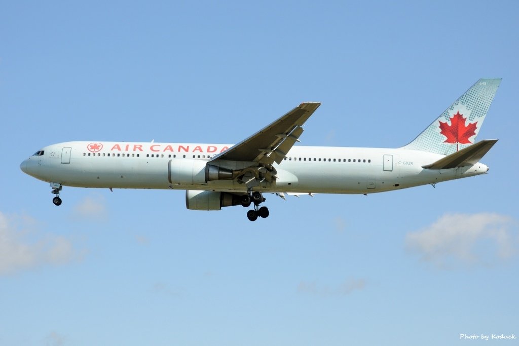 Air Canada B767-38E(ER)(C-GBZR)@LHR_1(1)_20140820.jpg