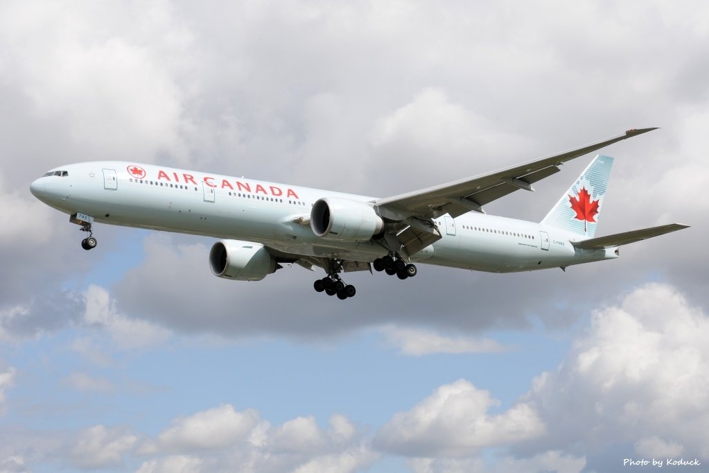 Air Canada B777-333ER(C-FNNQ)@LHR_1(1)_20140820.jpg