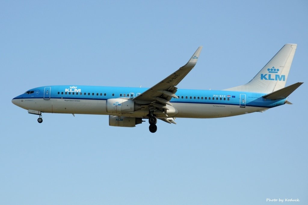 KLM Royal Dutch Airlines B737-8K2(WL)(PH-BXE)@LHR_1(1)_20140820.jpg