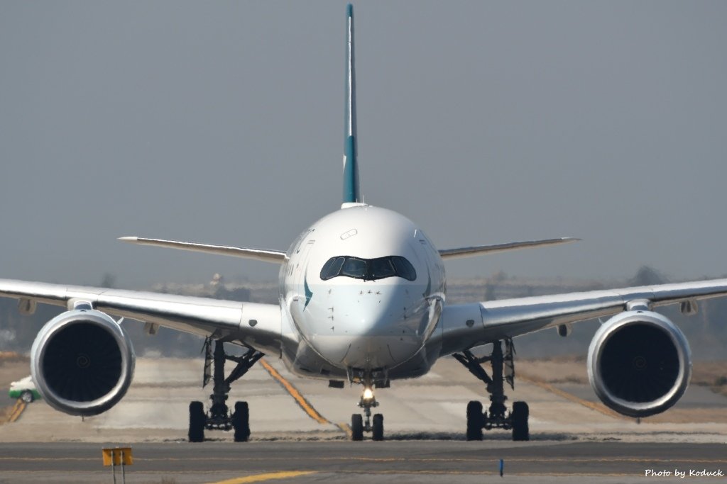 Cathay Pacific A350-941(B-LRF)@RCTP_1_20170216.jpg