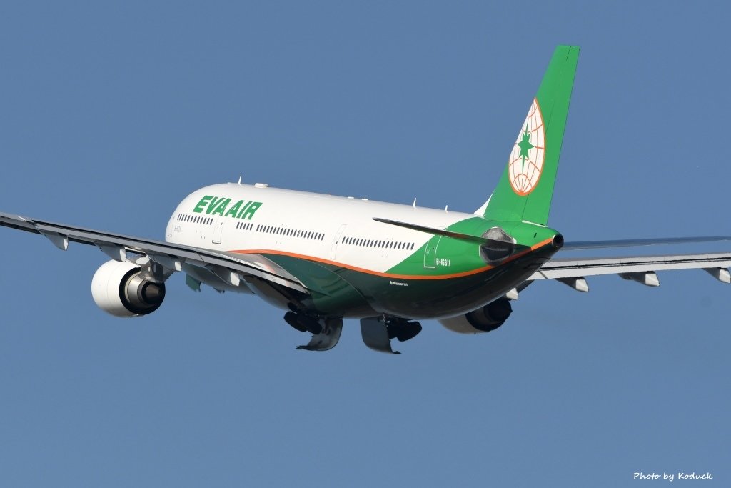 EVA Air A330-203(B-16311)@RCTP_1_20170217.jpg