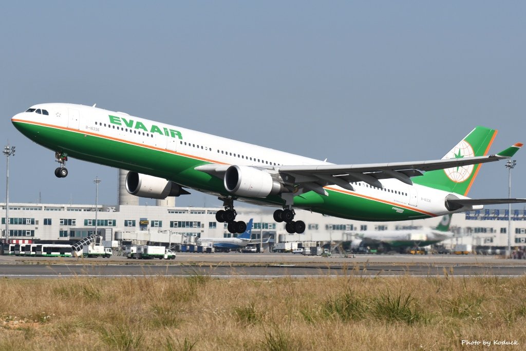 EVA Air A330-302(B-16336)@RCTP_1_20170217.jpg