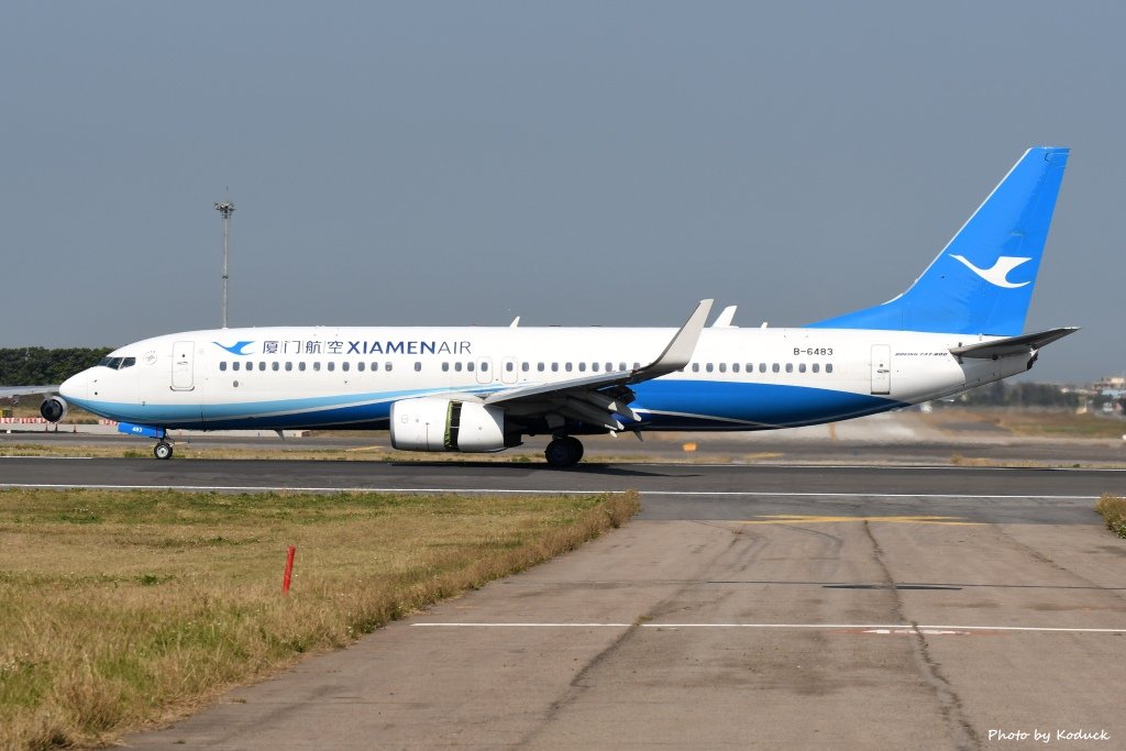 Xiamen Airlines B737-85C(WL)(B-6483)@RCTP_1_20170217.jpg