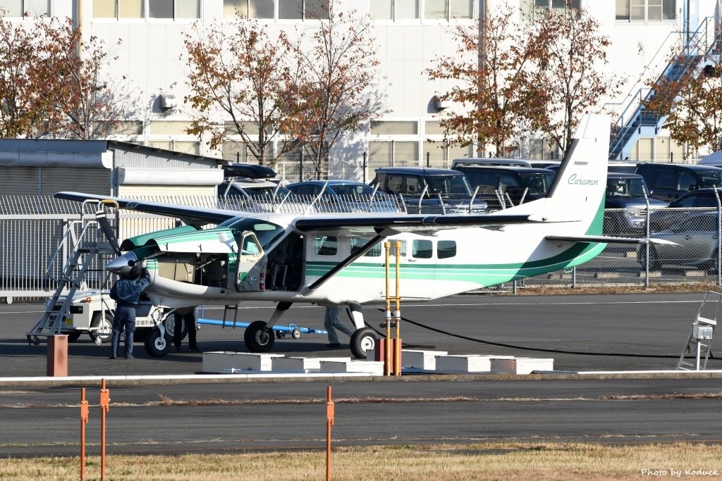 Cessna 208 Caravan I(JA889A)_3_20161125.jpg