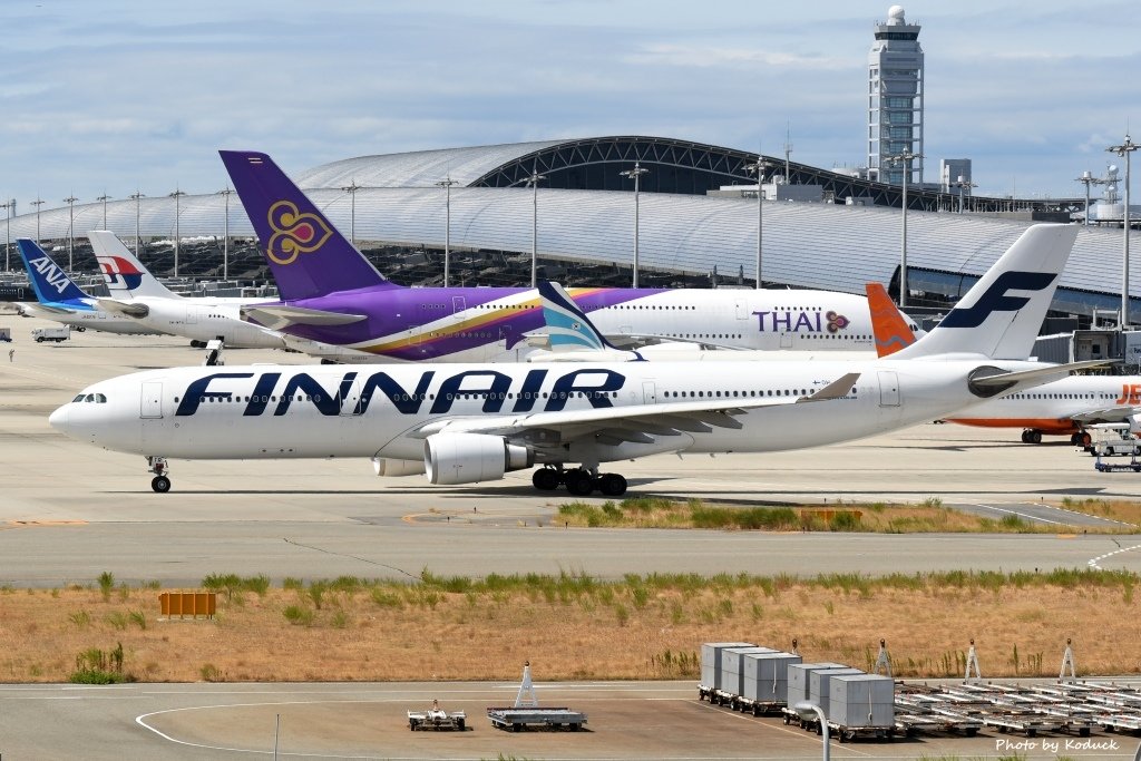 Finnair A330-302(OH-LTR)@KIX_1_20160827.jpg