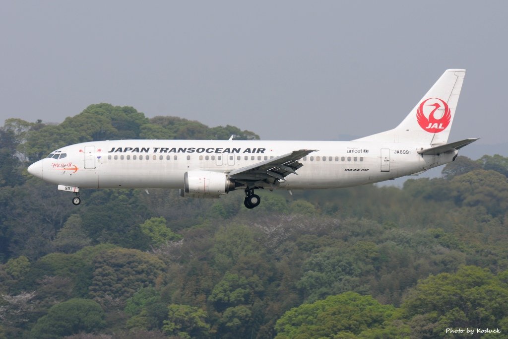 Japan Transocean Air B737-446(JA8991)@FUK_1_20160410.jpg