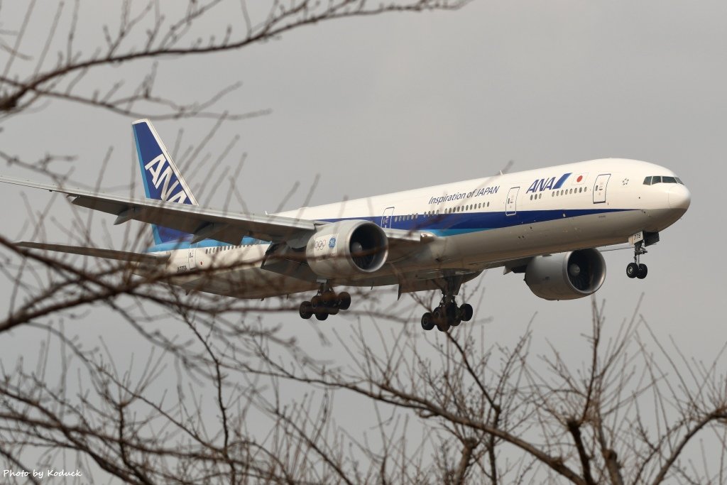 All Nippon Airways B777-381(ER)(JA779A)@NRT_1_20170305.jpg