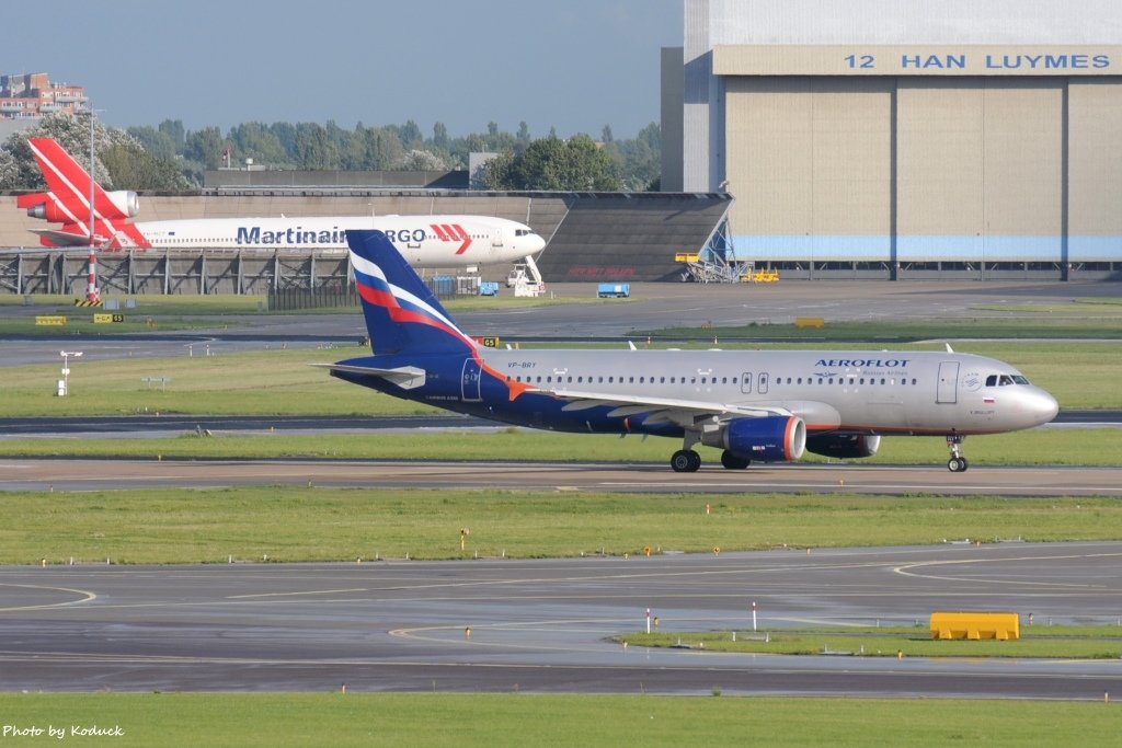 Aeroflot - Russian Airlines Airbus A320-214 (VP-BRY)@AMS_1_20140819.jpg