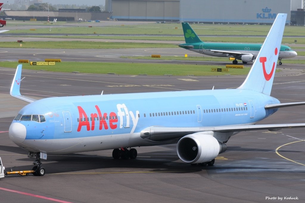 ArkeFly B767-304(ER)(WL)(PH-OYE)@AMS_1_20140818.jpg