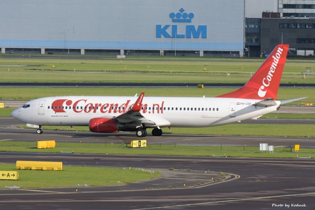 Corendon Dutch Airlines B737-804(WL)(PH-CDF)@AMS_1_20140819.jpg