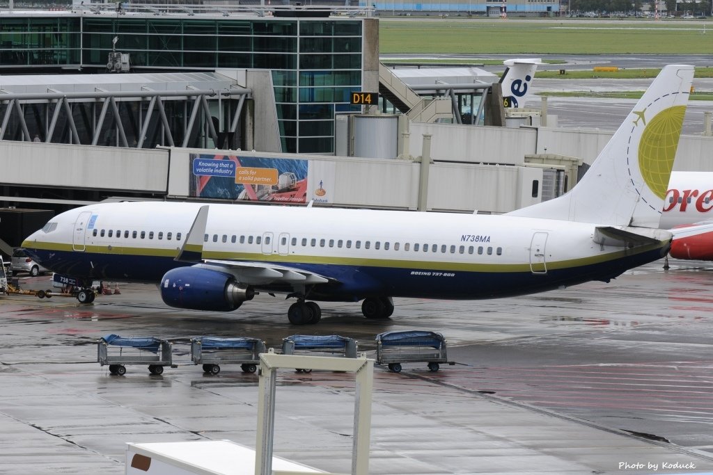 Miami Air International B737-8Q8(WL)(N737MA)@AMS_1_20140819.jpg