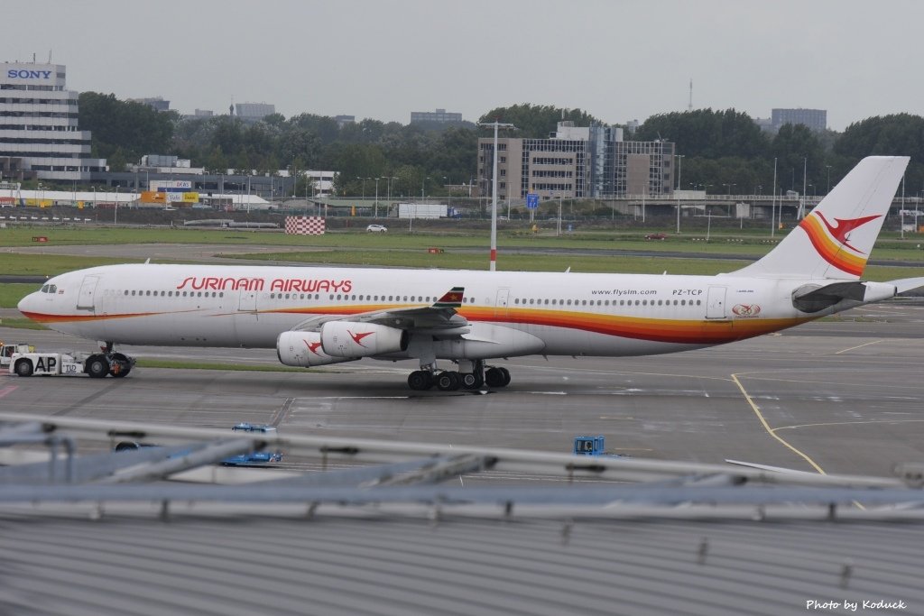 Surinam Airways A340-311(PZ-TCP)@AMS_1_20140818.jpg