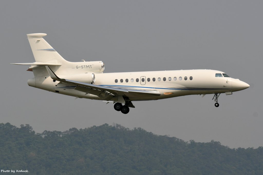 Private Dassault Falcon 7X(G-STMT)@RCSS_1_20170928.JPG