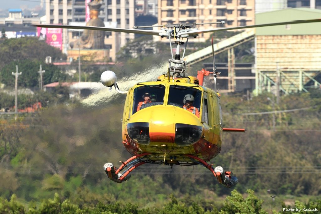 Taiwan National Airborne Services Corps UH-1H(NA-513)@萬能科大_1_20171227.jpg