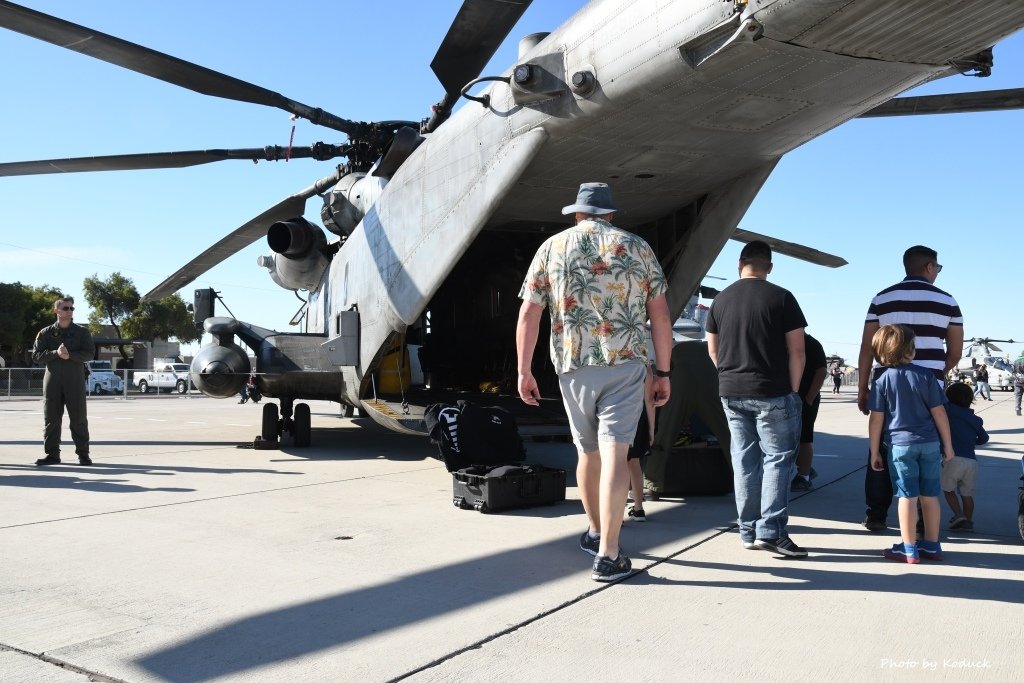 US Marine HMH-462 CH-53E (162518)@Yuma_2_20180317.jpg