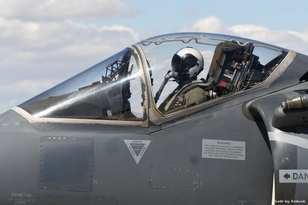 US Marine VMA-214 AV-8B(163883)@Yuma_5_20180317.jpg