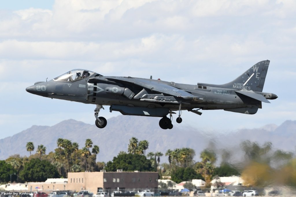 US Marine VMA-214 AV-8B(163883)@Yuma_12_20180317.jpg