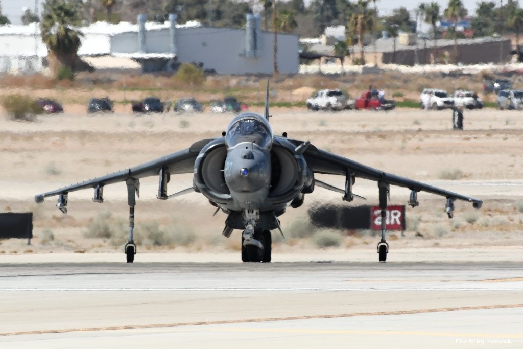 US Marine VMA-214 AV-8B(163883)@Yuma_23_20180317.jpg