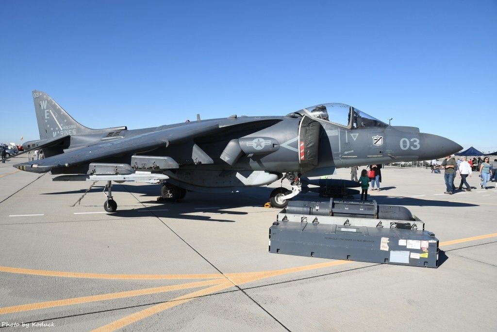 US Marine VMA-214 AV-8B(165585)@Yuma_1_20180317.jpg