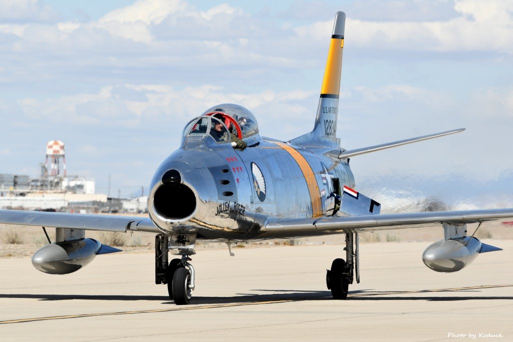 US AirForce(Private) F-86F(FU-834)@Yuma_5_20180317.jpg