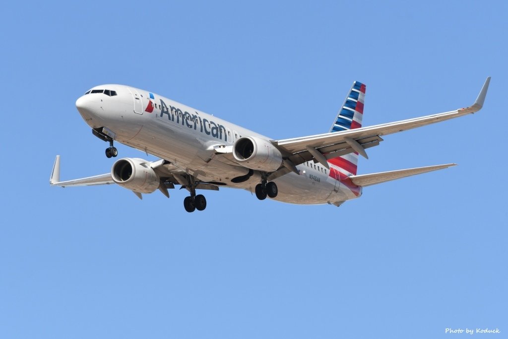 American Airlines B737-823(WL)(N948AN)@TUS_1_20180320.jpg