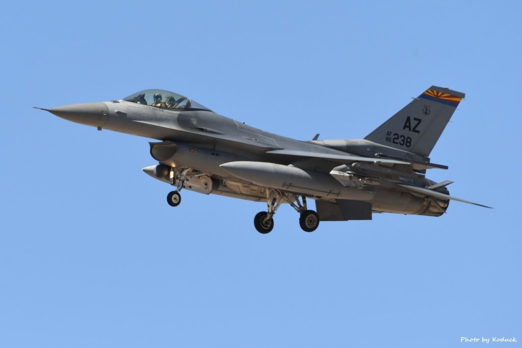 US Air Nation Guard 195FS F-16C(86-0238)@TUS_1_20180320.jpg