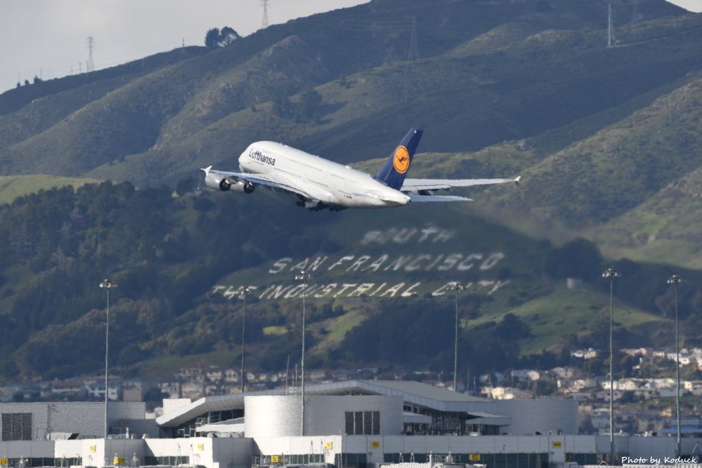 Lufthansa A380-841(D-AIMI)@SFO_2_20180314.JPG