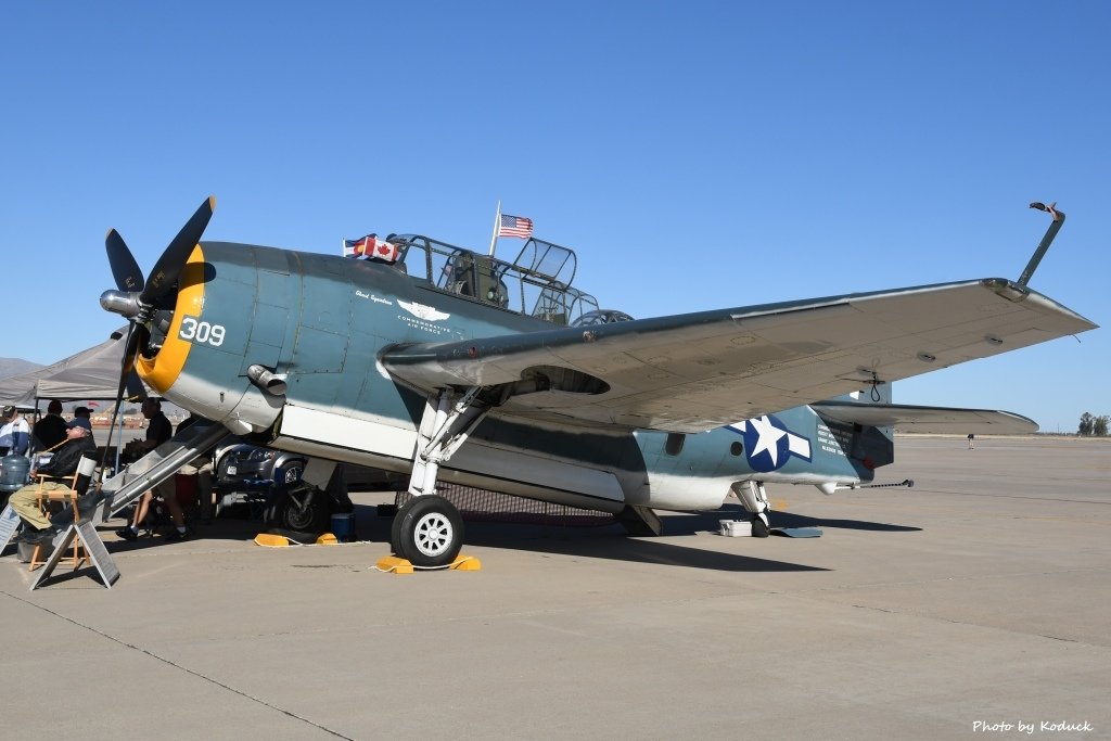 Grumman TBM-3E Avenger(NL53503)@Luke AFB_1_20180318.JPG