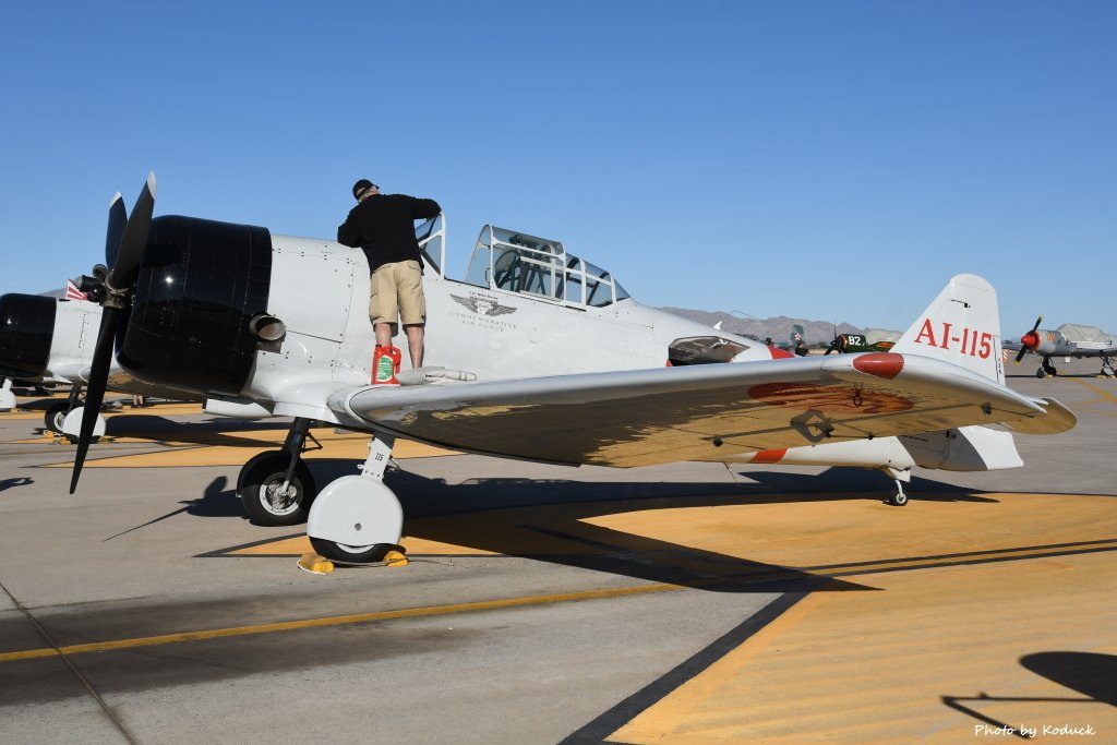 North American Aviation AT-6B(N11171)@Luke AFB_1_20180318.JPG