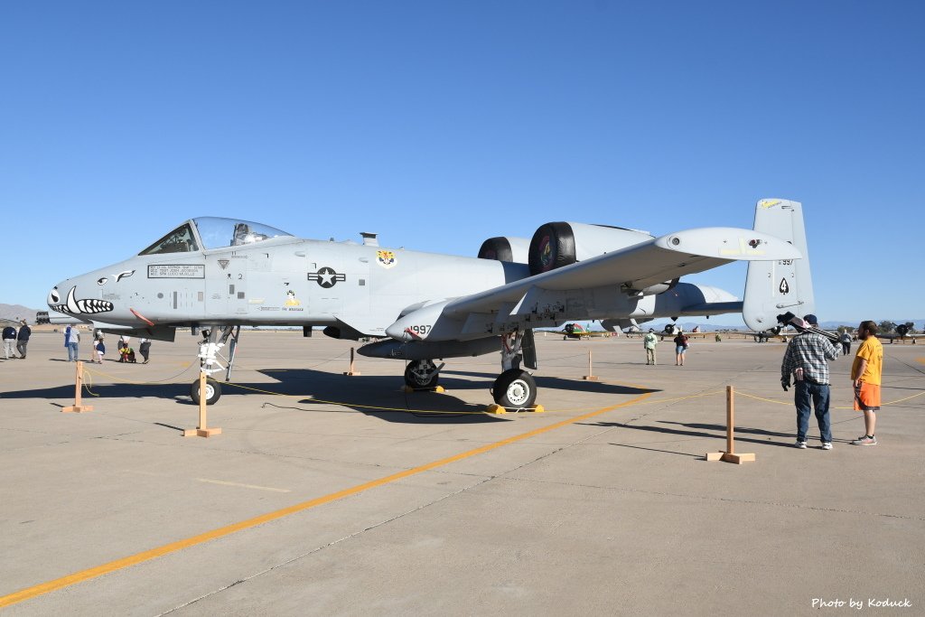 USAF A-10 Thunderbolt II(81-0997)@Luke AFB_3_20180318.JPG