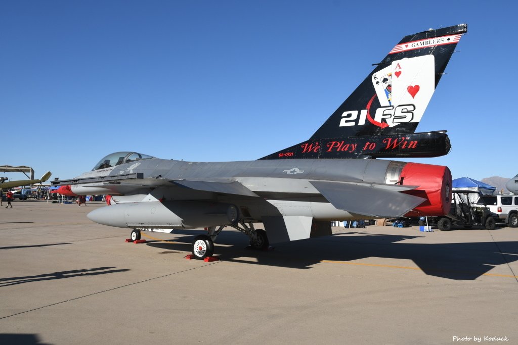 USAF F-16A(93-0721)@Luke AFB_8_20180318.JPG