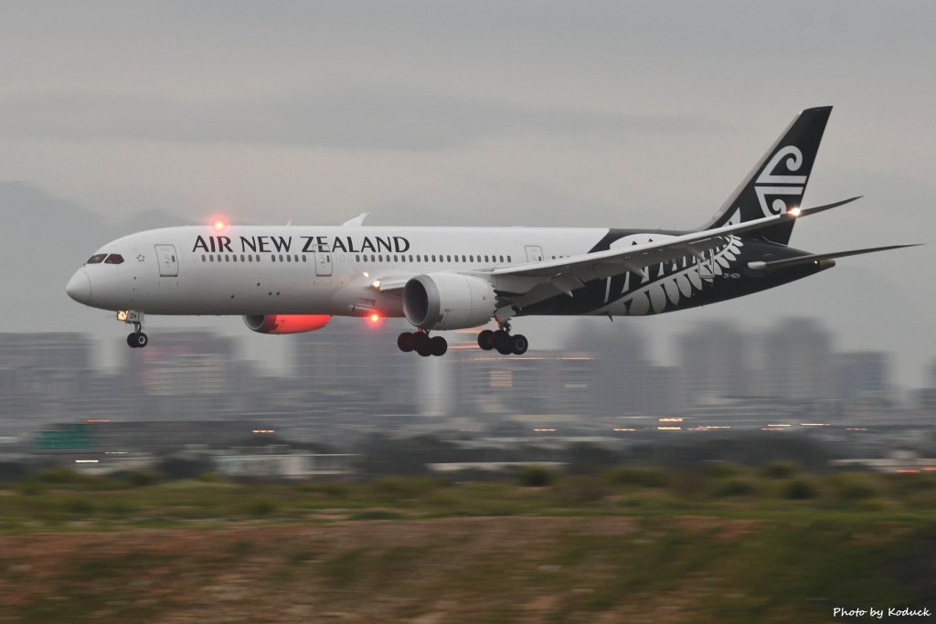 Air New Zealand B787-9 Dreamliner (ZK-NZH)@RCTP_1_20181120.JPG